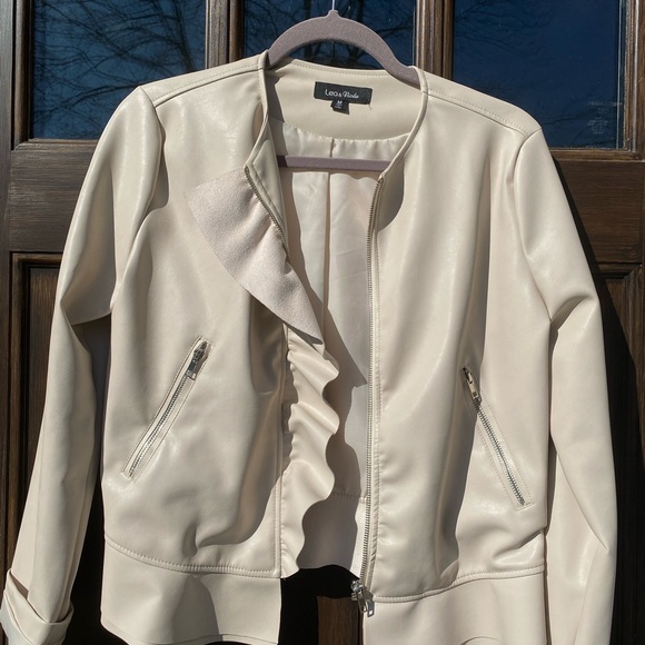 Lea & Viola Ruffle jacket - Picture 2 of 4